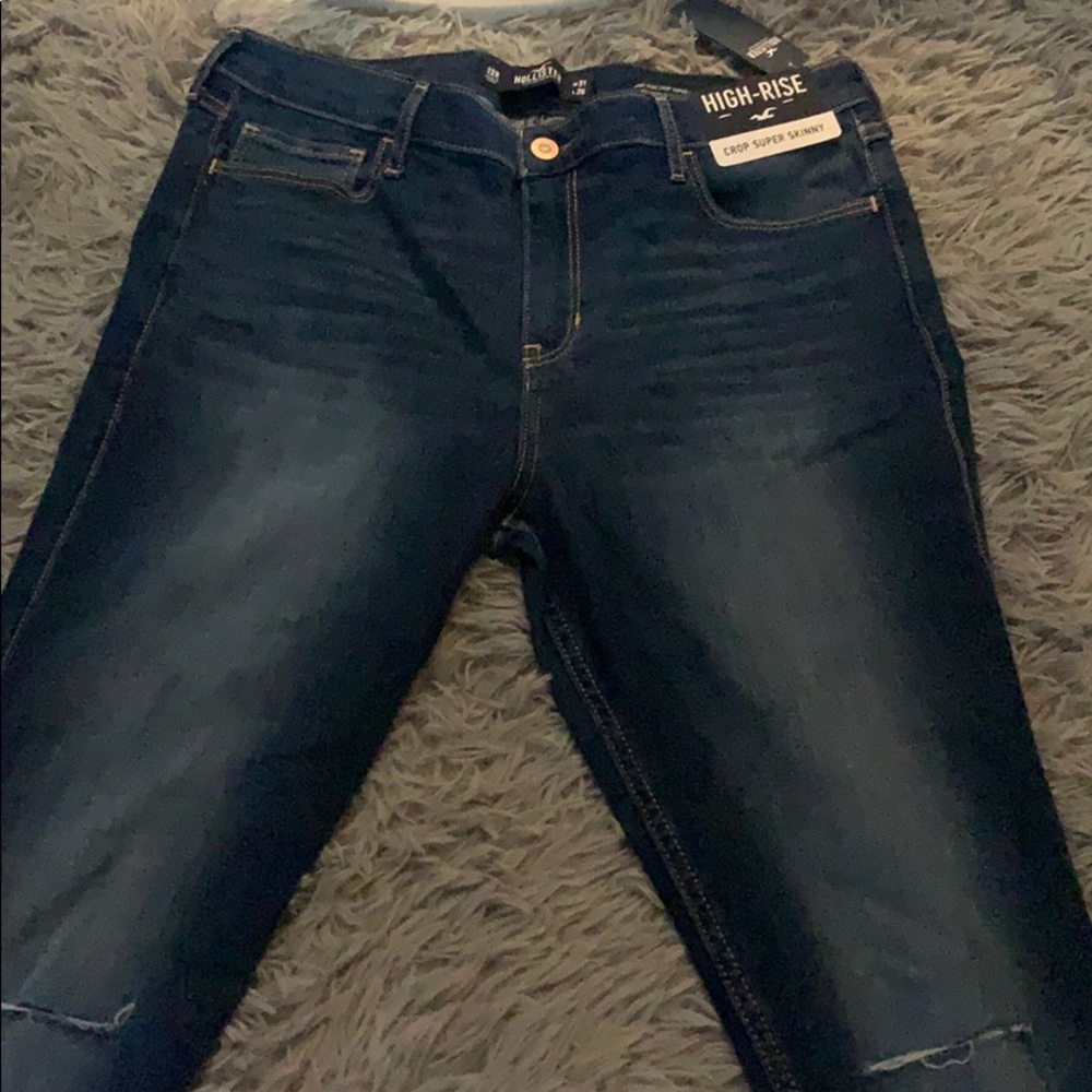 Hollister High Rise Distressed Jeans